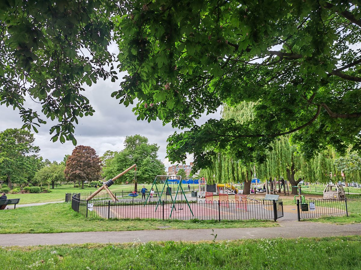 Sample photos taken on the Honor Magic 4 Pro