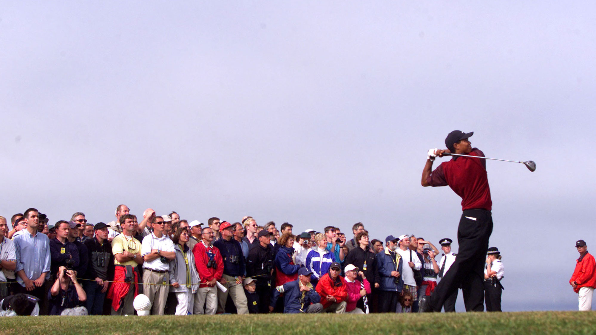 How far would 2000 Tiger Woods hit the ball in 2026?