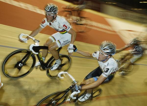 Leigh Howard and Cameron Meyer exchange