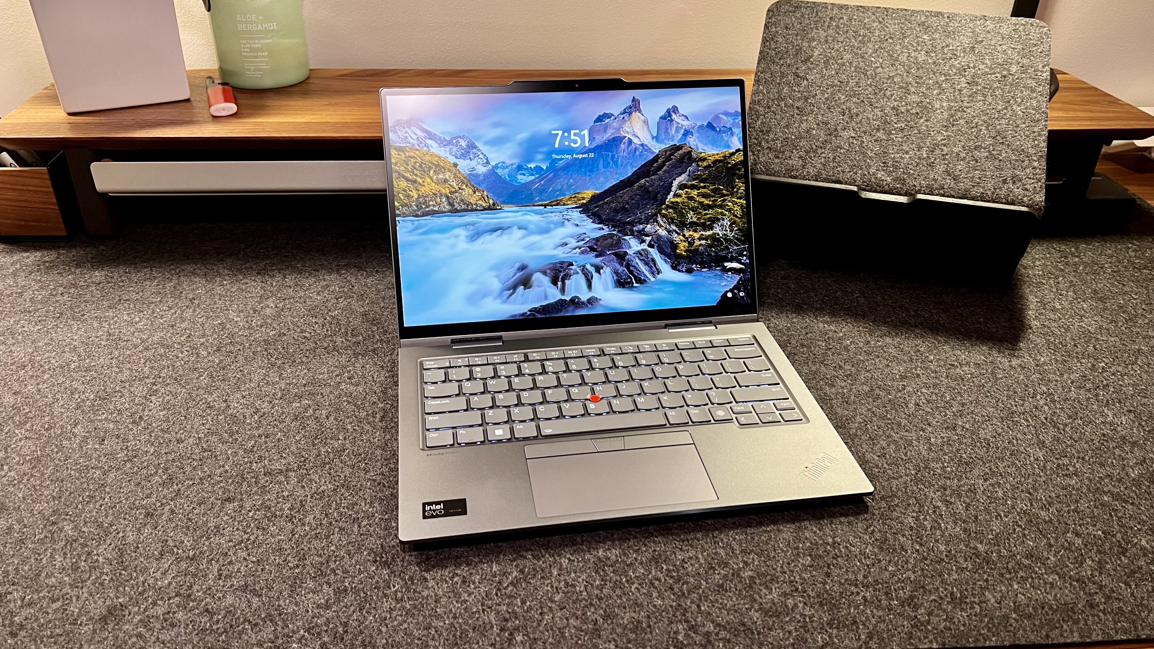 Lenovo Thinkpad Z1 2-in-1 Gen 9