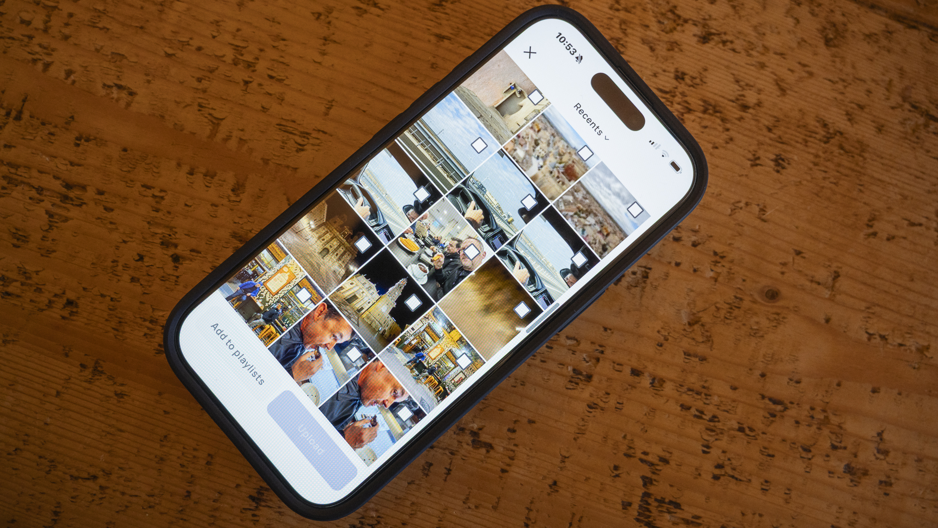 Arzopa photo frame app upload screen