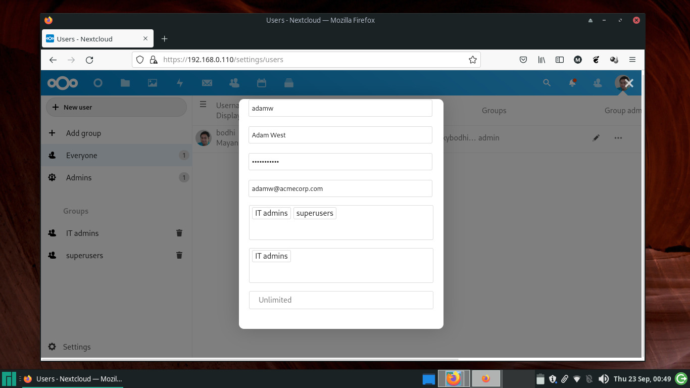 tangkapan layar bagian penambahan pengguna baru di antarmuka administrasi Nextcloud