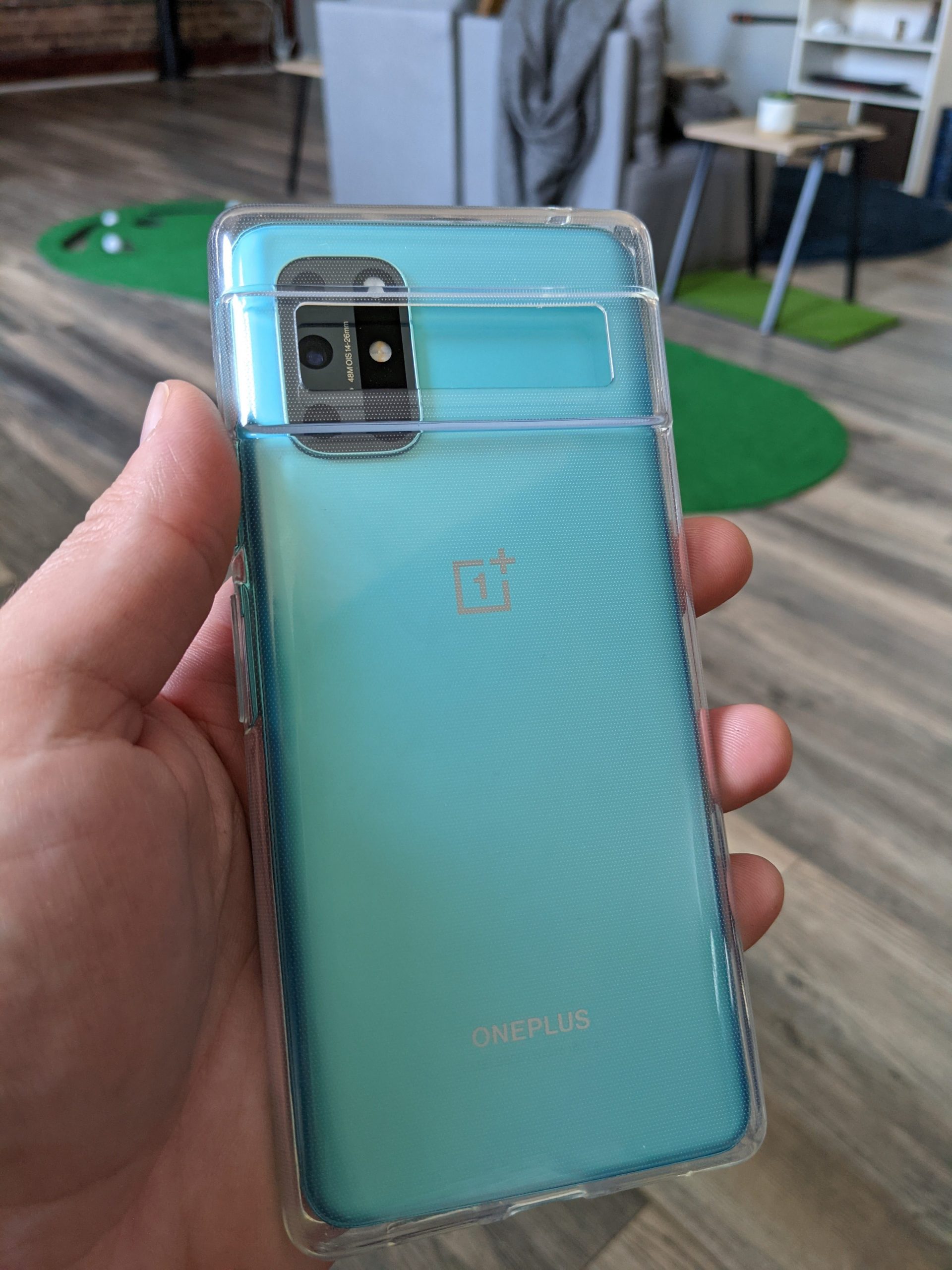 The OnePlus 8T in a Pixel 6 Pro case