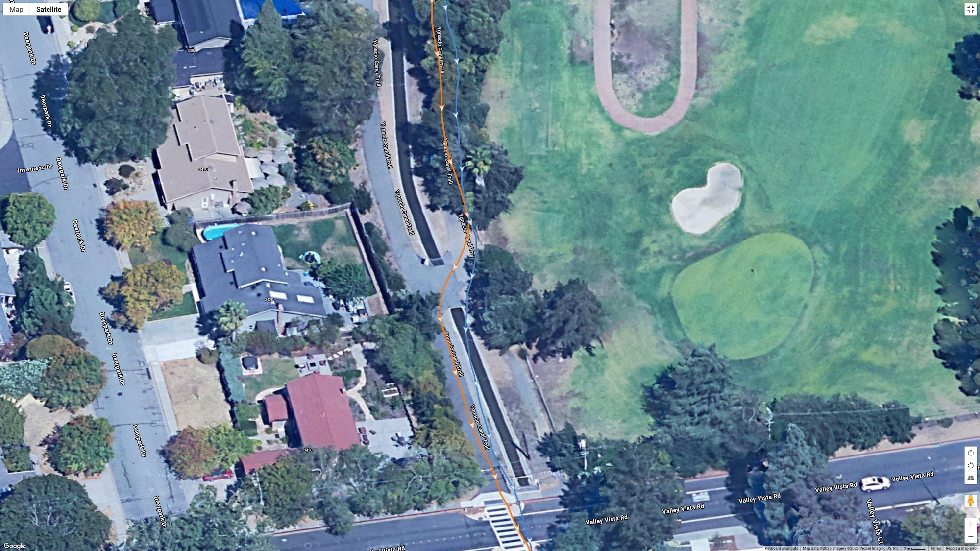 A Google Earth satellite map showing two GPS lines for the Suunto Race 2 and Garmin Venu X1 for the same run, showing how accurate they are.