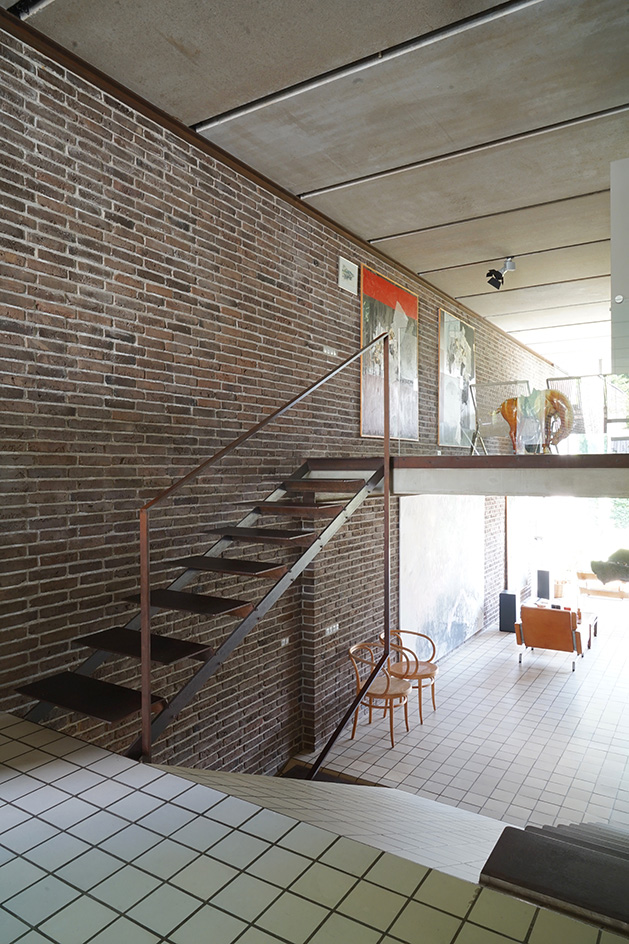 Knud Holscher House