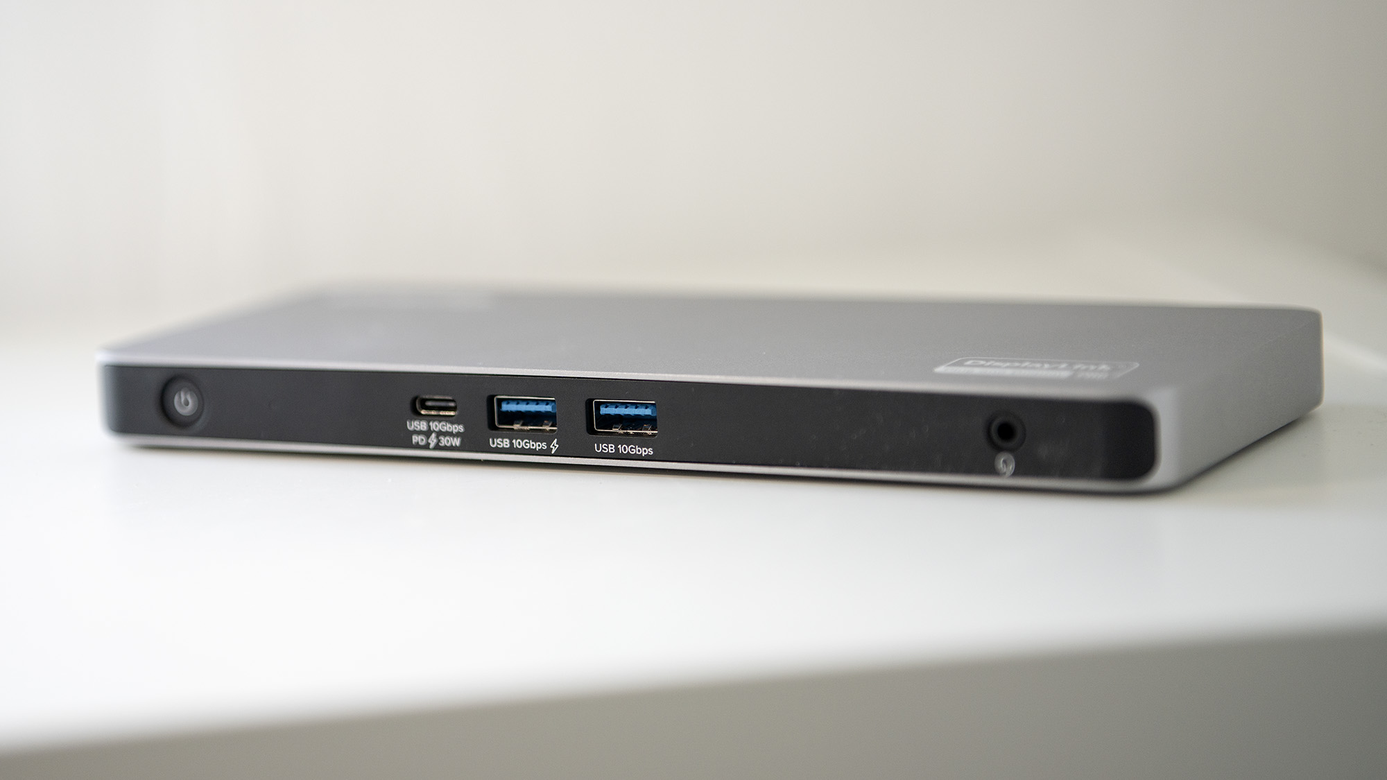 Tested: this innovative dock lets you link up more monitors than Apple thinks you need