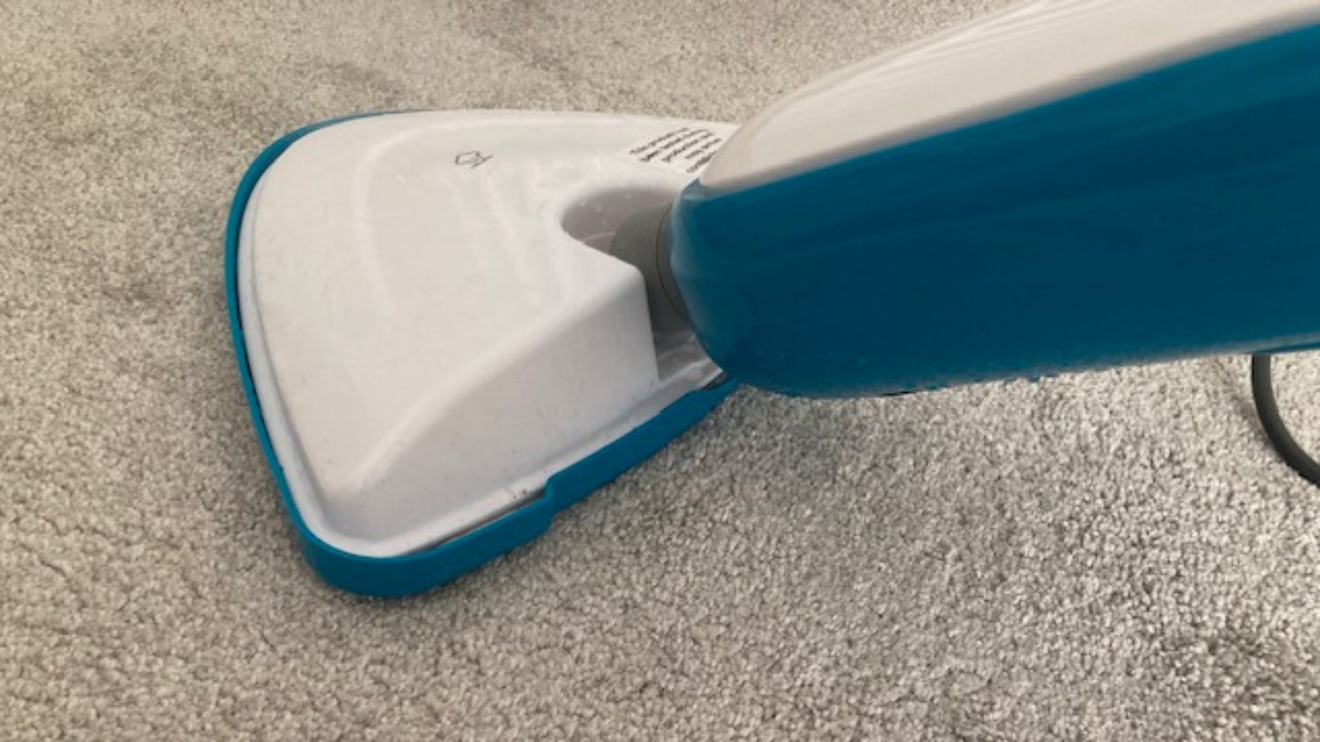 Testing the Russell Hobbs Steam and Clean Lightweight Steam Mop in Linda's home