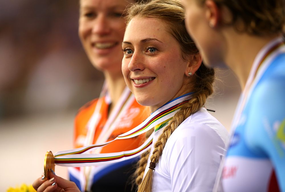 Laura Trott with the Scratch Race gold