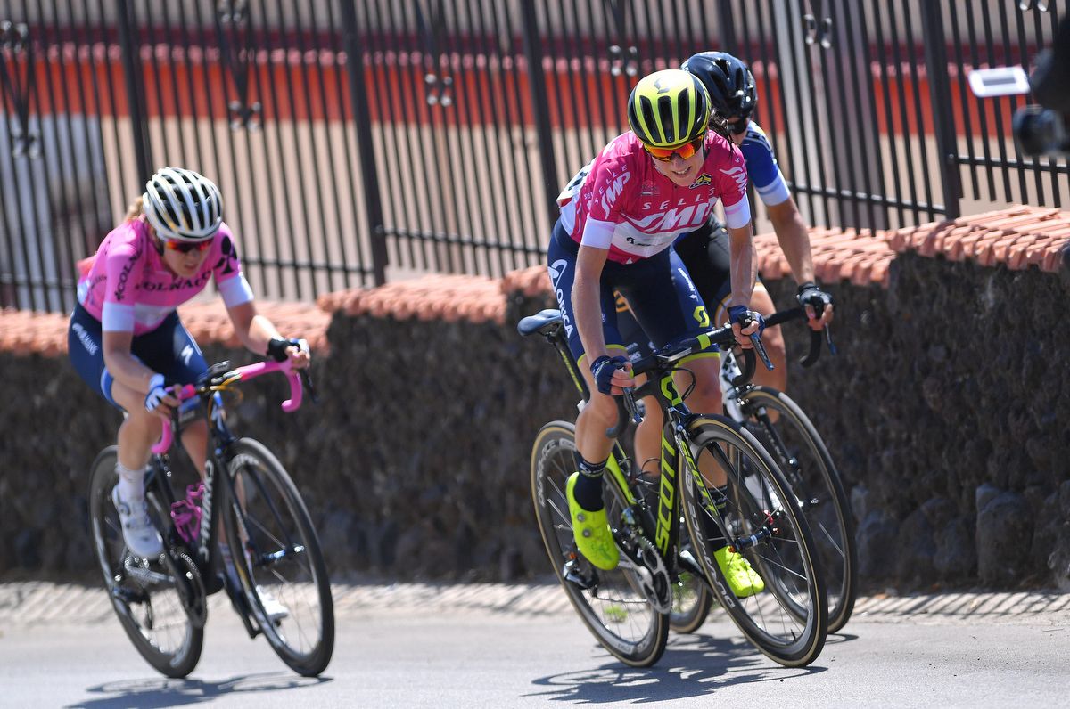 Annemiek van Vleuten (Orica-Scott) mixing it up