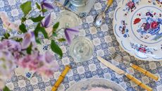 pattern clash spring tablescape