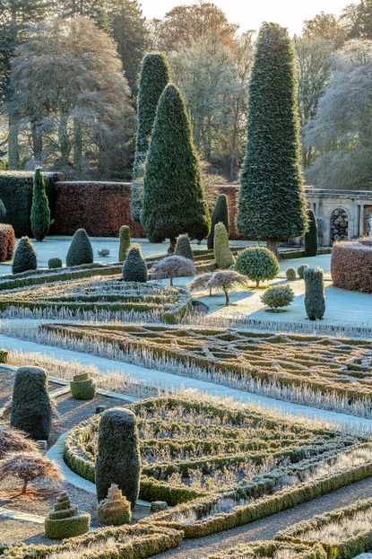 Drummond Castle Gardens, Scotland. Picture by Clive Nichols Garden Pictures