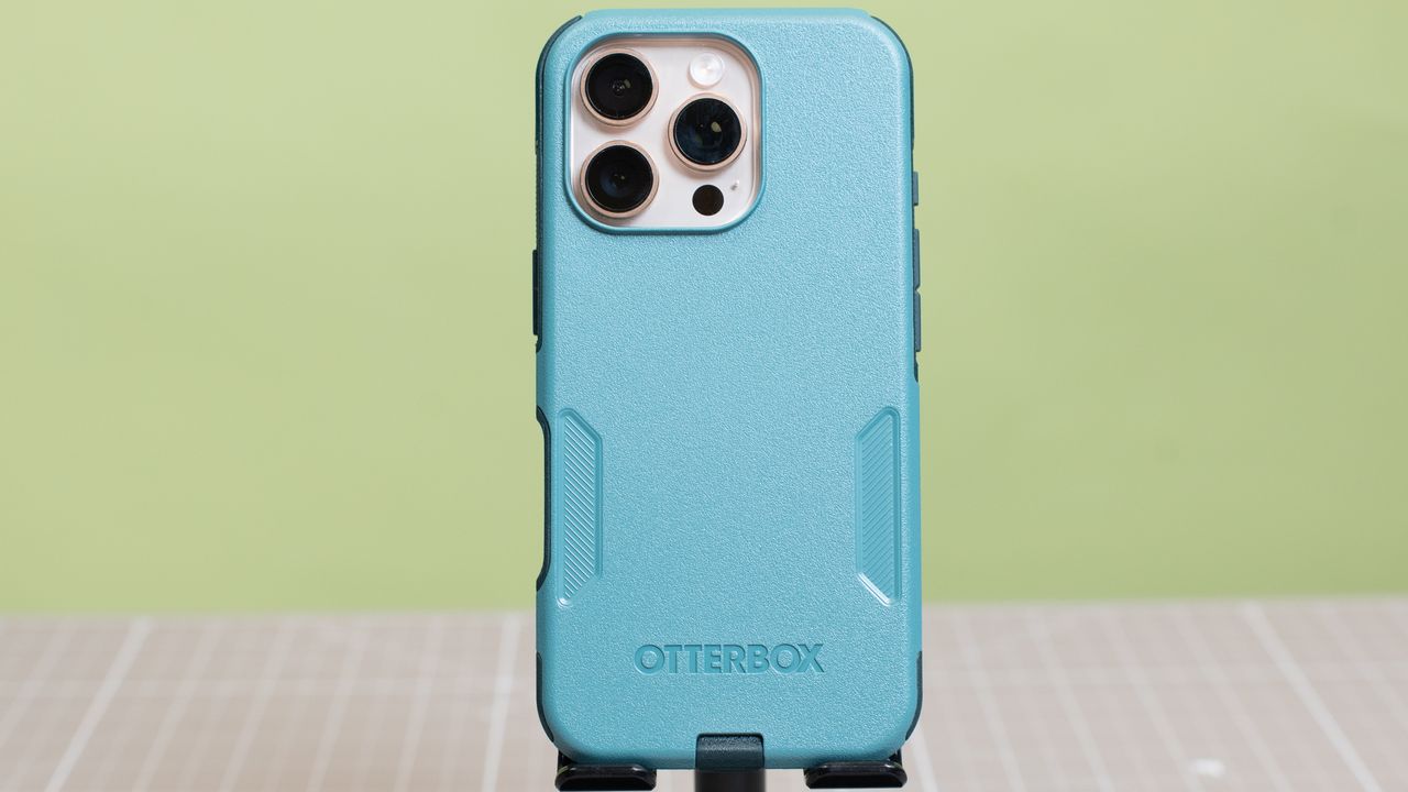 Otterbox Commuter Series in blue showing cameras from iPhone 16 Pro desert titanium inside