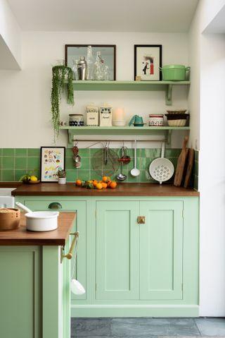 deVOL green kitchen