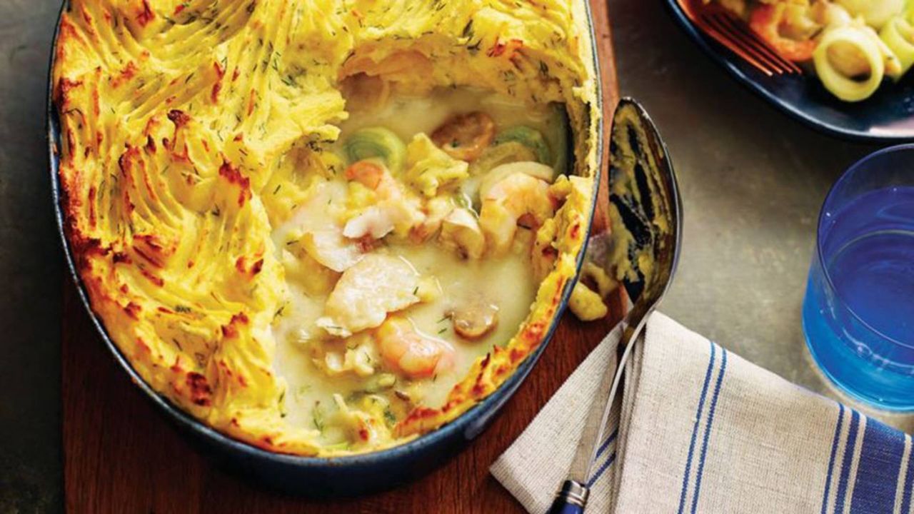 Slimming World&#039;s creamy haddock fish pie