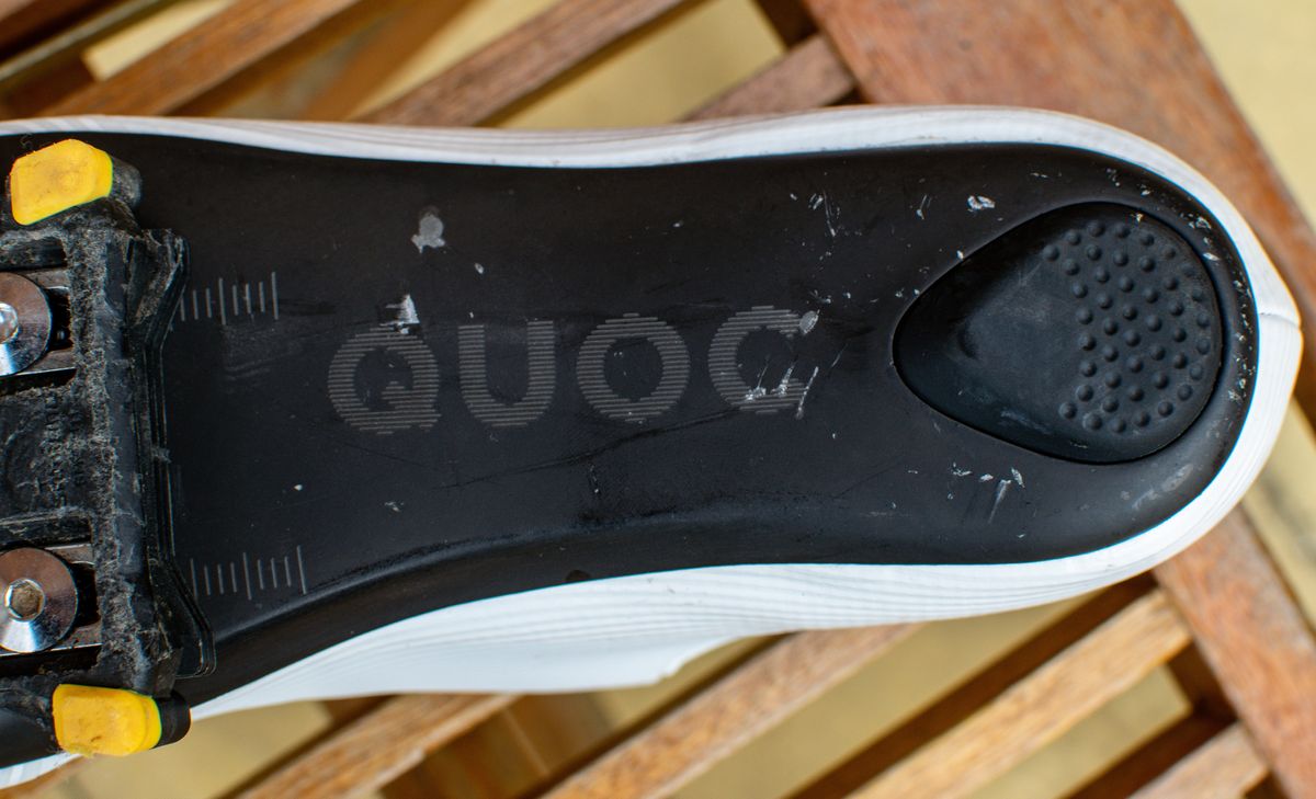 A white Quoc M3 Pro cycling shoe sole