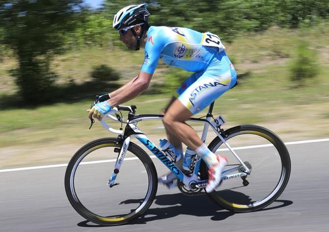 Vincenzo Nibali (Astana) raced the final stage despite a cracked rib