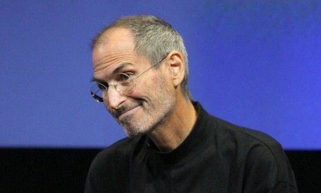 Steve Jobs once dated Joan Baez and Diane Keaton? Interesting new facts about the entrepreneur&amp;#039;s personal life are bubbling to the surface in the wake of his death.