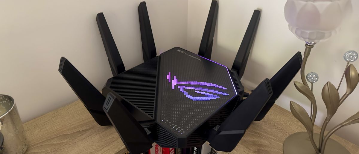 ROG Rapture GT-AXE11000, Routers