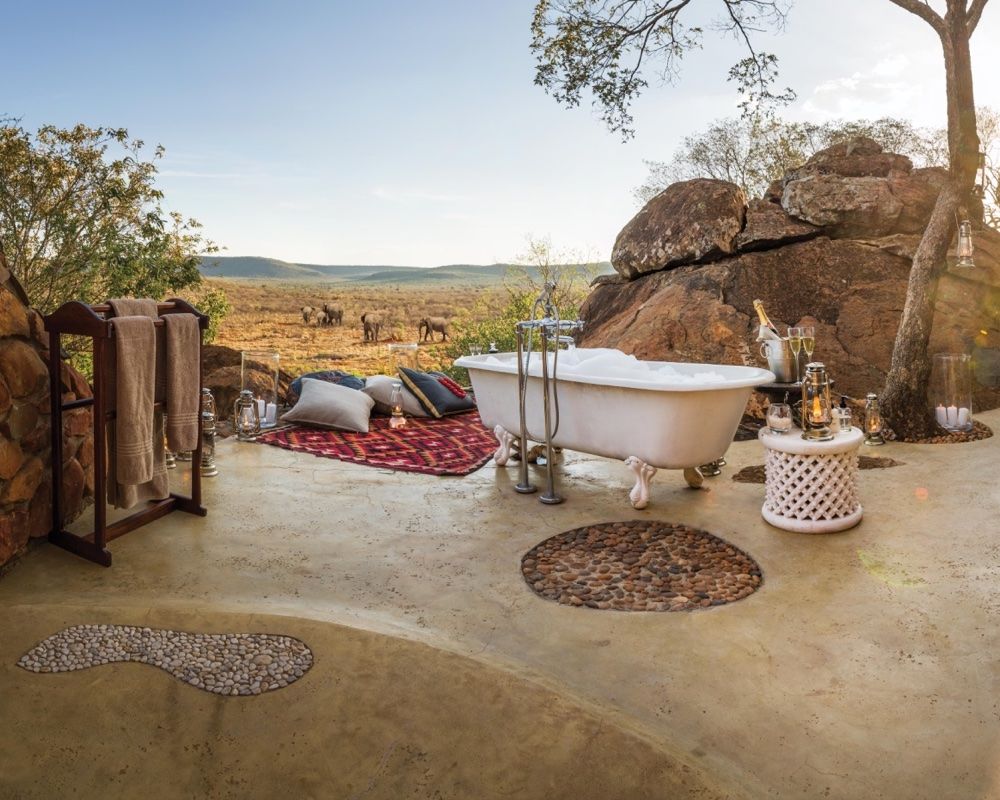 The Most Incredible African Safari Bathroom Views Outdoor Bathrooms Homes Gardens