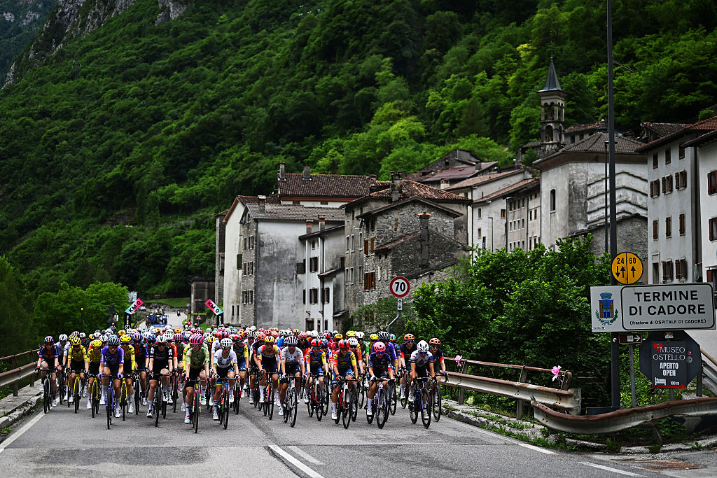A general view of the peloton during stage 5 of the 2026 Giro d'Italia Women 2026, a 146km stage from Longarone to Sante Stefano di Cadore, Italy. (Photo by Luc Claessen/Getty Images)