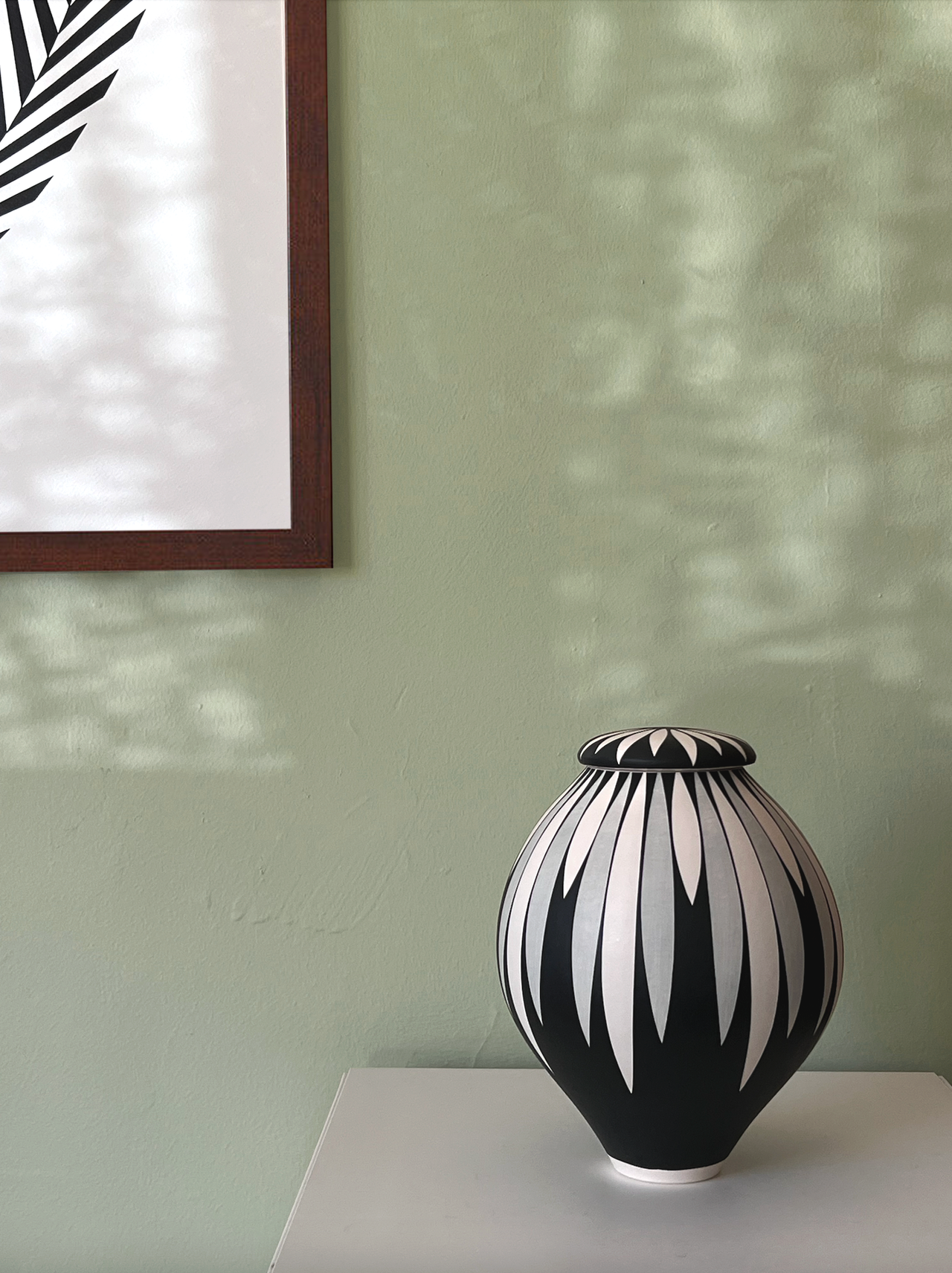 contemporary urn