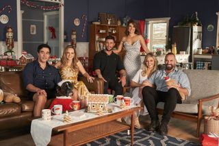 Home and Away, Christmas In Summer Bay, Episode 2