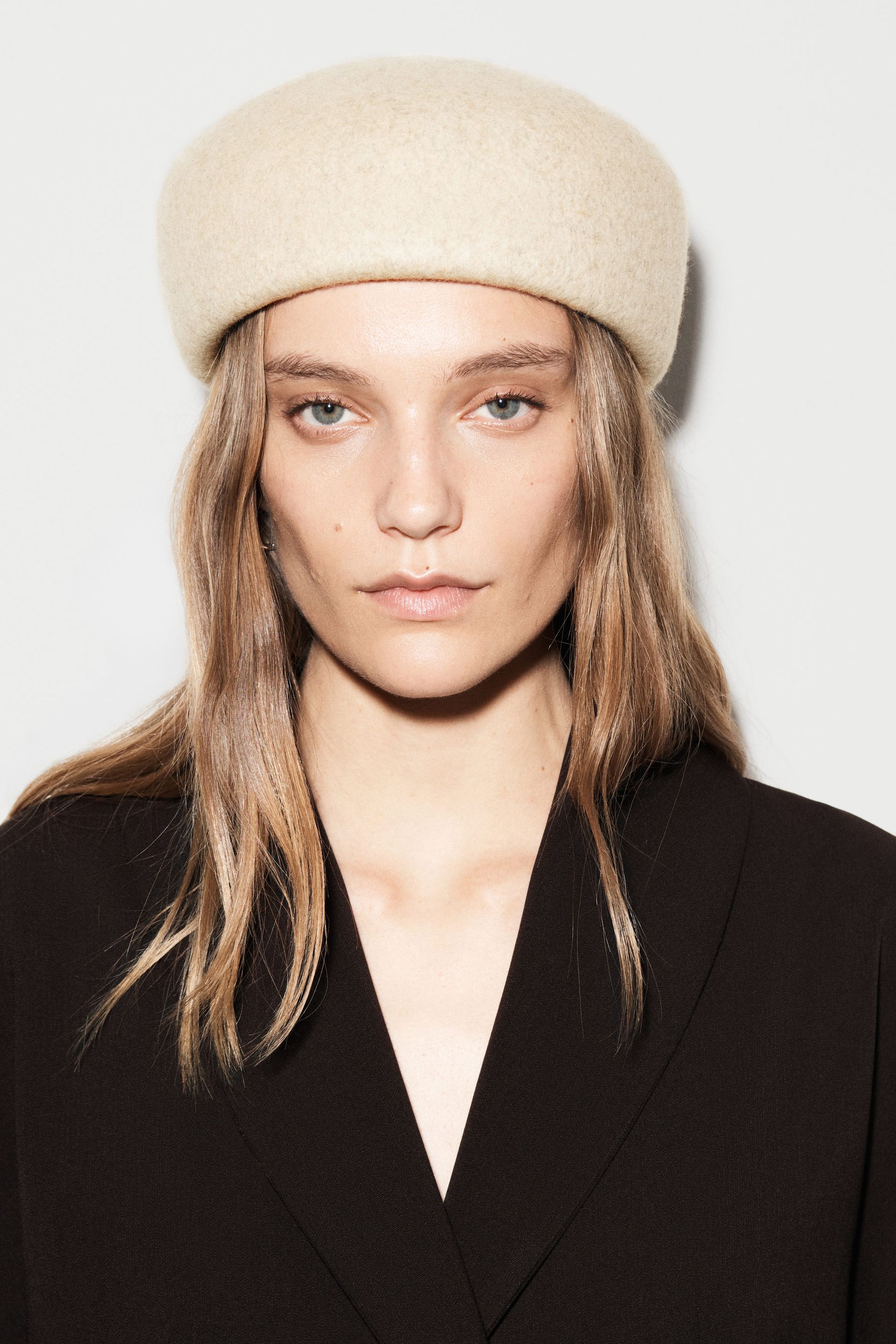 Sculpted Wool Beret