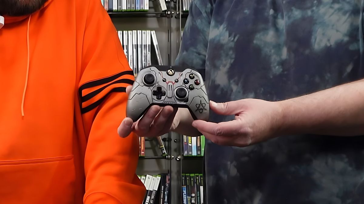 This collector bought a third-party Xbox controller that turned out to ...