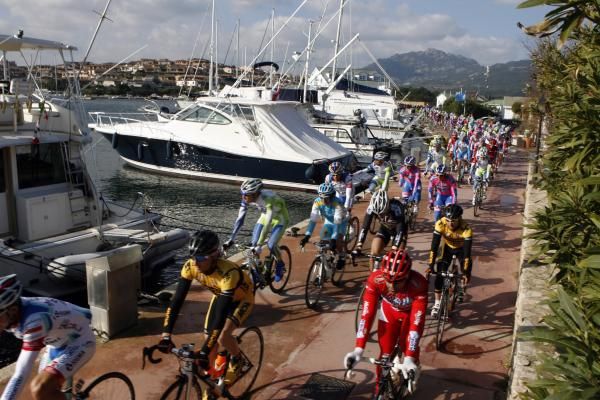 The peloton rolls out for stage two of the Giro di Sardegna.