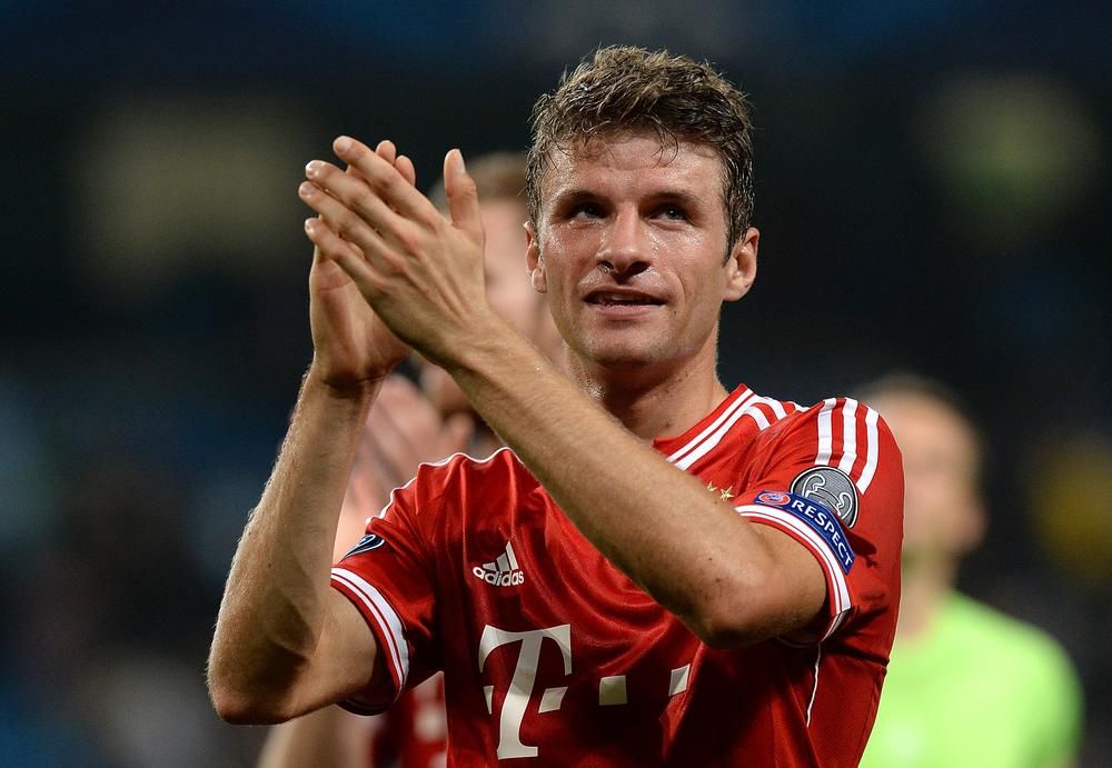 Топ 100 футболистов. Томас Мюллер Бавария. Thomas Muller 2023. Мюллер ЯСГУ. Рыдающий Томас Мюллер.