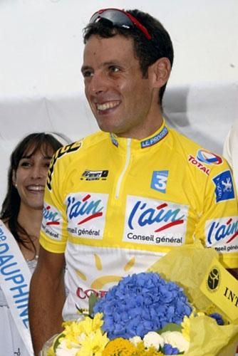 Another day in yellow for Micka&euml;l Buffaz.