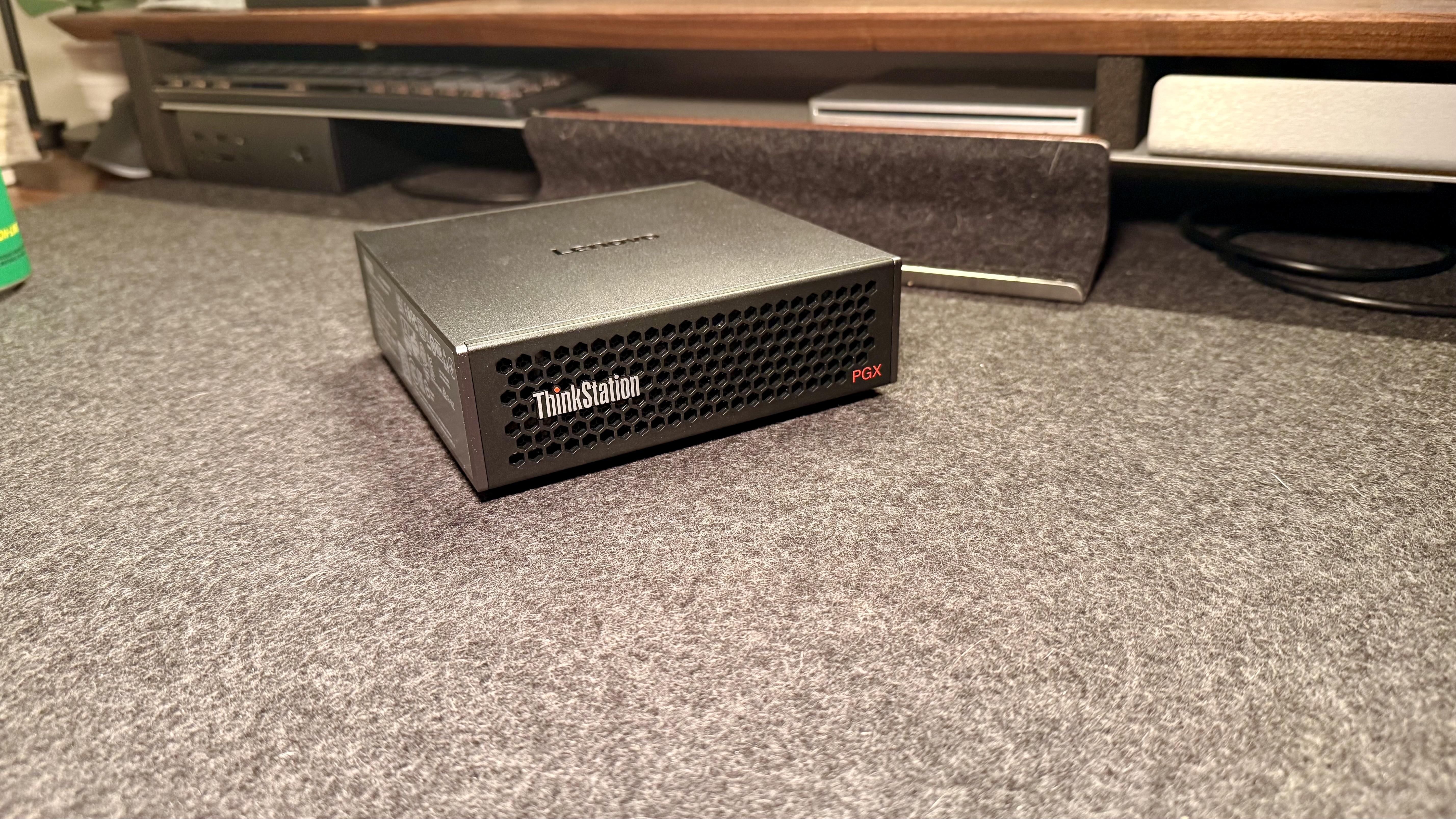 lenovo | Thinkstation PGX
