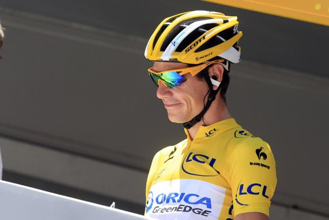 Tour de France leader Daryl Impey (Orica GreenEdge) signs on for stage 7 in Montpellier