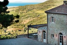 PrimaPietra-Winery-outdoor-view.jpg