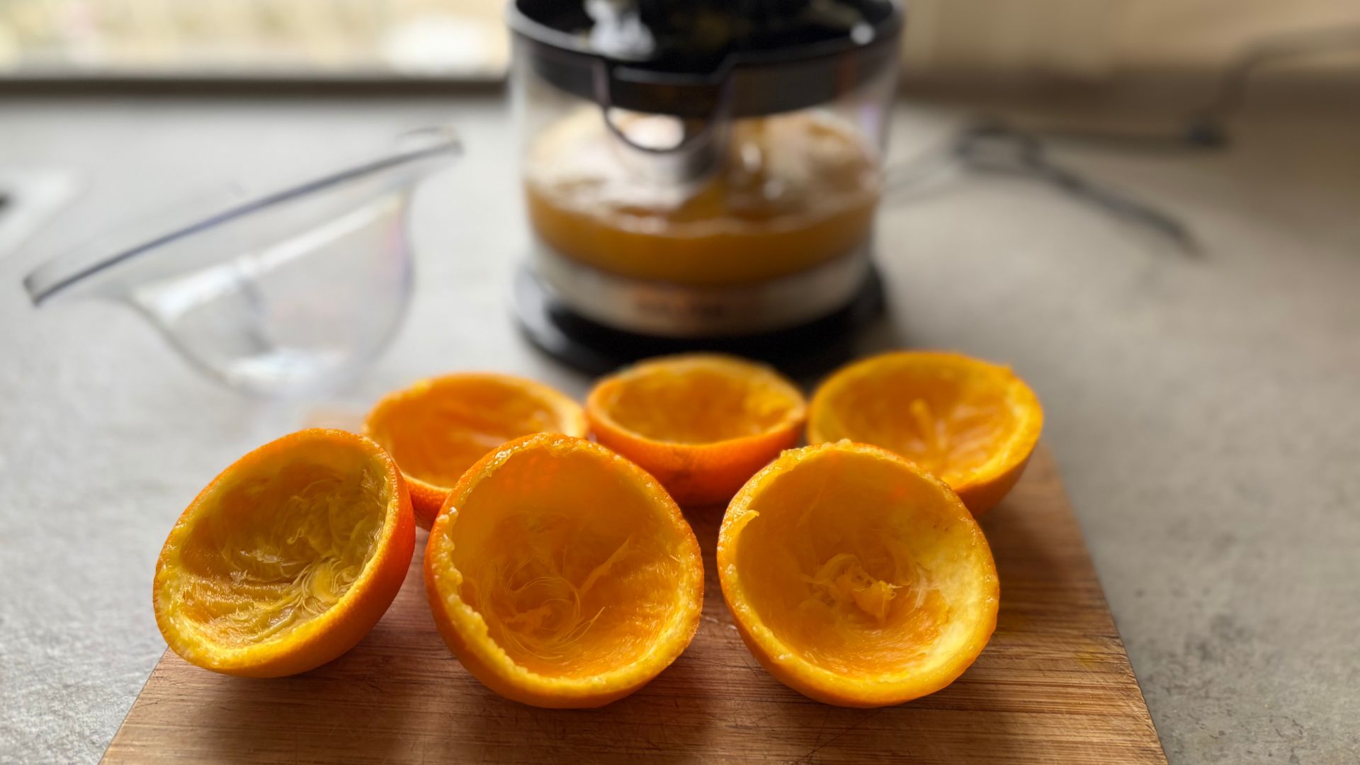 Testing the Salter Electric Citrus Juicer