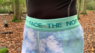 Waistband of The North Face Women's Flex Mid Rise Tight