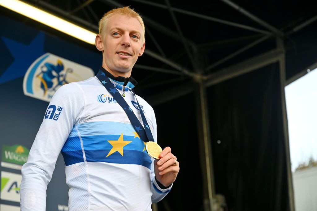PONTCHATEAU FRANCE NOVEMBER 05 Michael Vanthourenhout of Belgium celebrates at podium as gold medal winner during the 21st UEC European Cyclocross Championships 2023 Mens Elite on November 05 2023 in Pontchateau France Photo by Luc ClaessenGetty Images