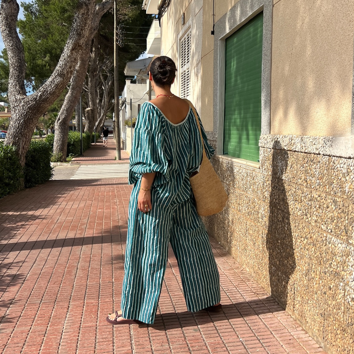 Skirts! Shorts! Stripes! 6 Essentials Petite Women Should Add to Their Holiday Packing List This Summer