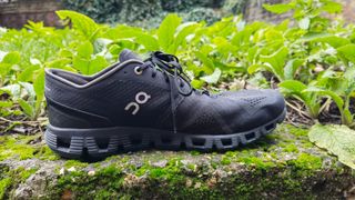 On Cloud X shoe review: a single shoe shot from the inner side
