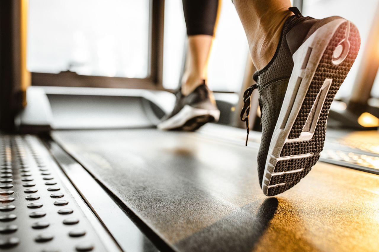 An Olympic champion&#039;s guide to winter running training on a treadmill