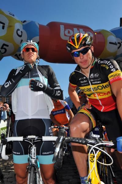 Wouter Weylandt and Stijn Devolder before the start