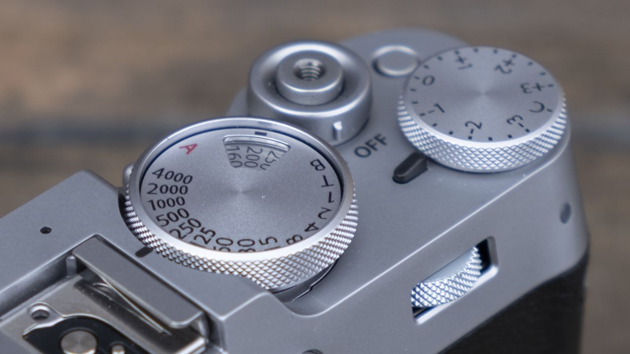 Fujifilm X100V