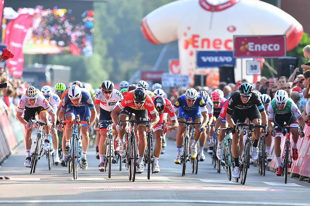 The sprinters approach the line during stage 3 at the Eneco Tour