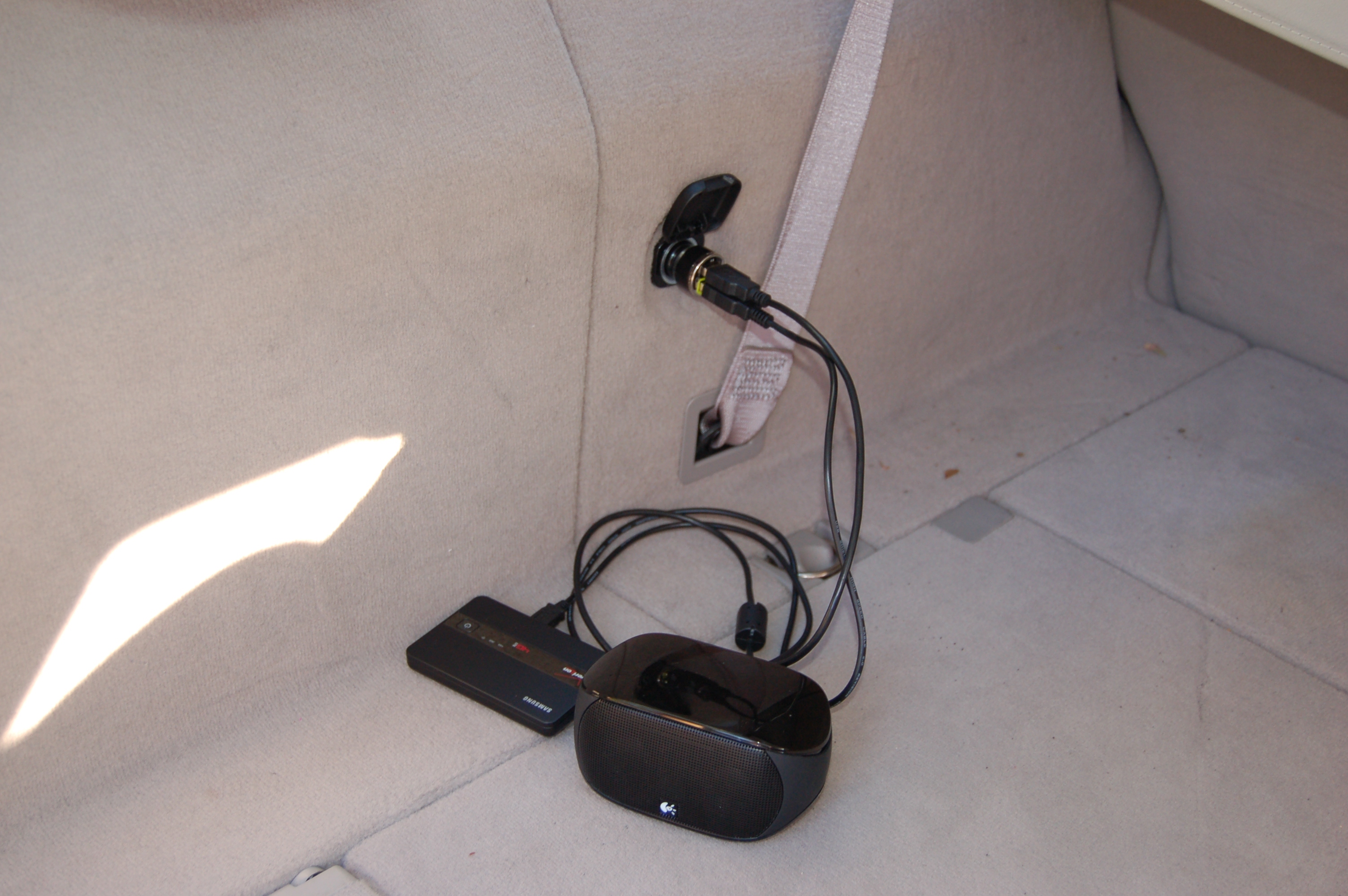 Mobile Data How to Put an iPad to work, in the car Tom's Guide