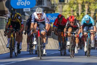 Jasper Stuyven wins the 2021 Milan-San Remo