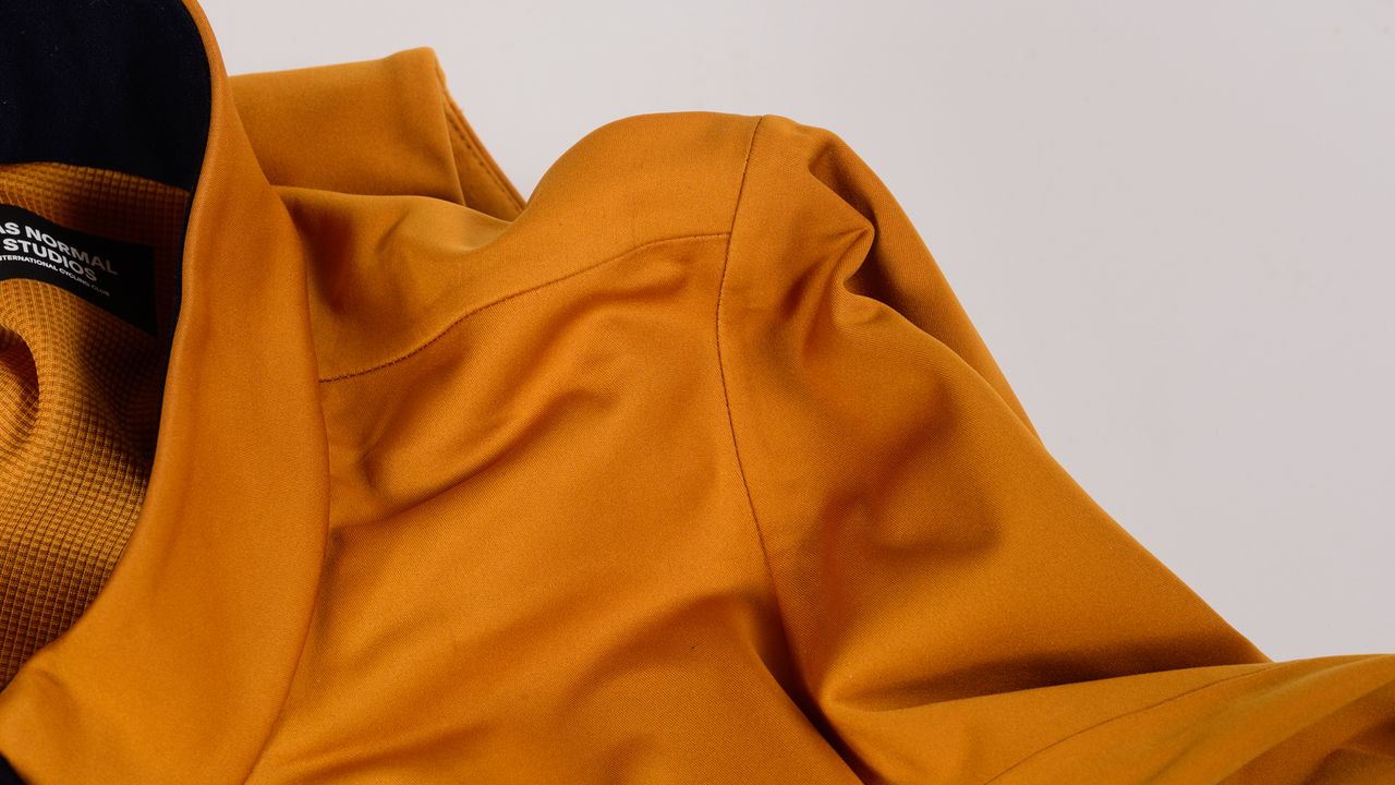 PAS Normal Essential Thermal Jacket square shoulder cut