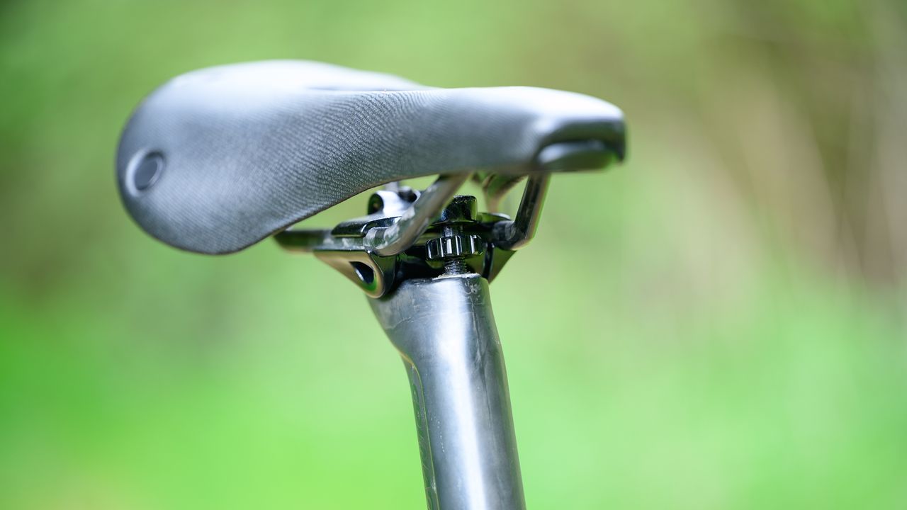 Colnago C68 Gravel seatpost adjustment