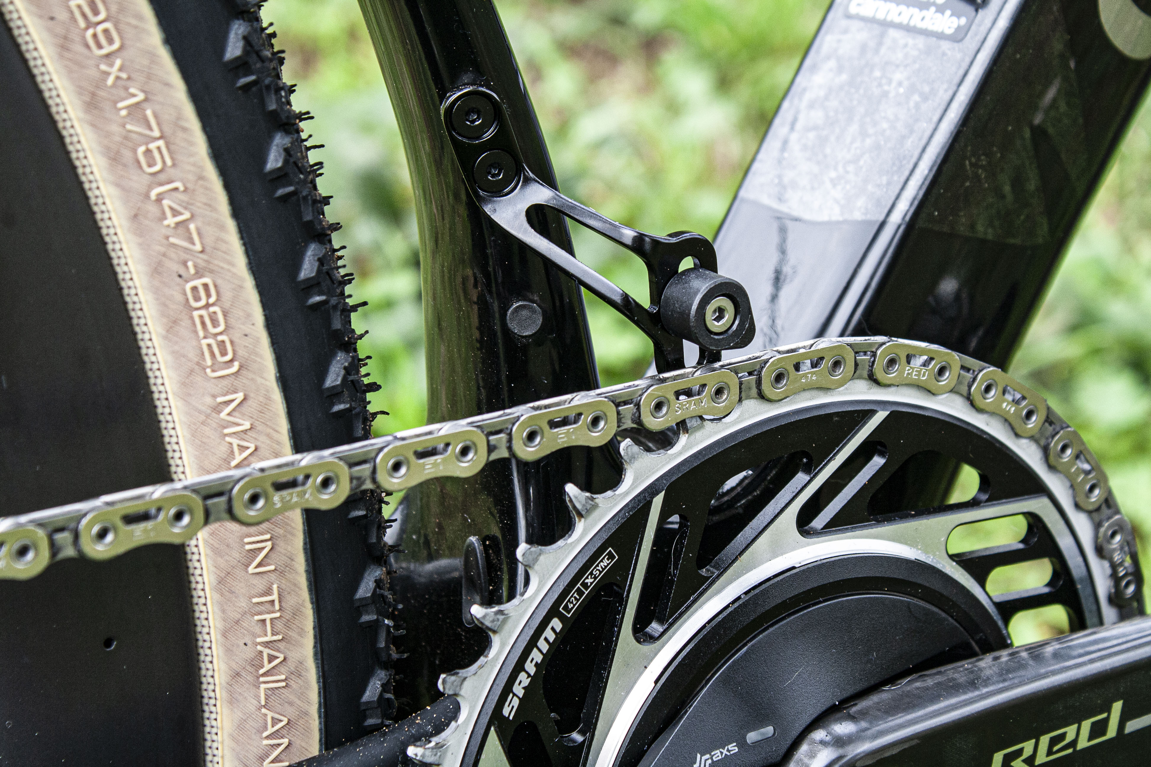 42T chainring and chain guide