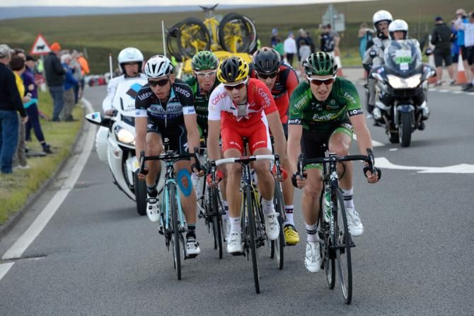 The breakaway out on the road