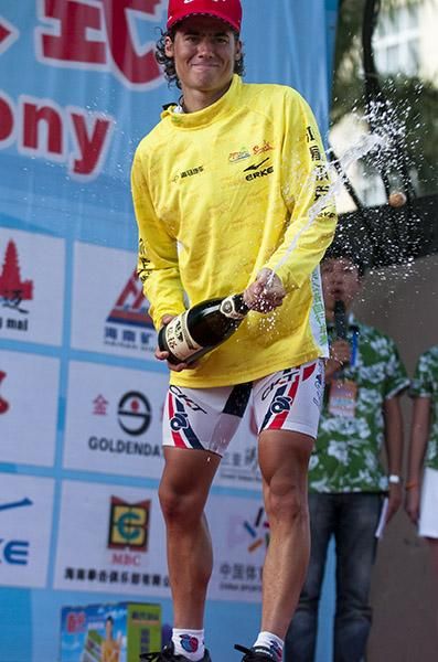 Frenchman Justin Jules (Velo Club/La Pomme Marseille) releases the champers and holds onto his tour leader's yellow jersey after three stages.